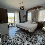 Veria Hotel 2*