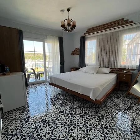 Veria Hotell 2*