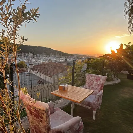 Veria Hotel 2*