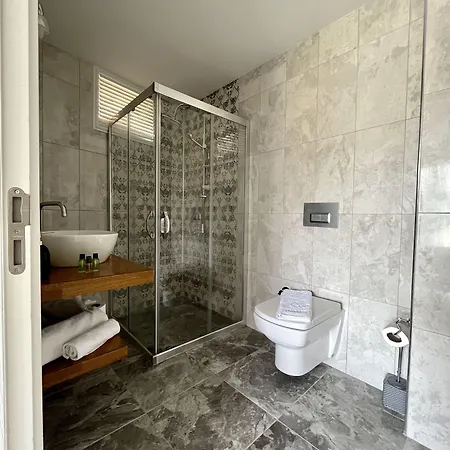 Veria Hotell Çeşme